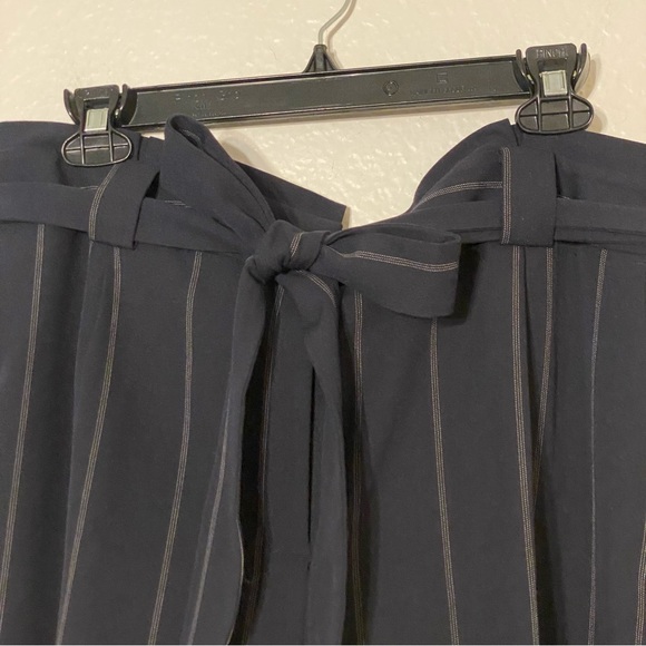 Express Navy Stripe Paper Bag Style Tie Waist Pant with Pockets - Picture 7 of 11